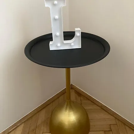 Lili Deluxe *